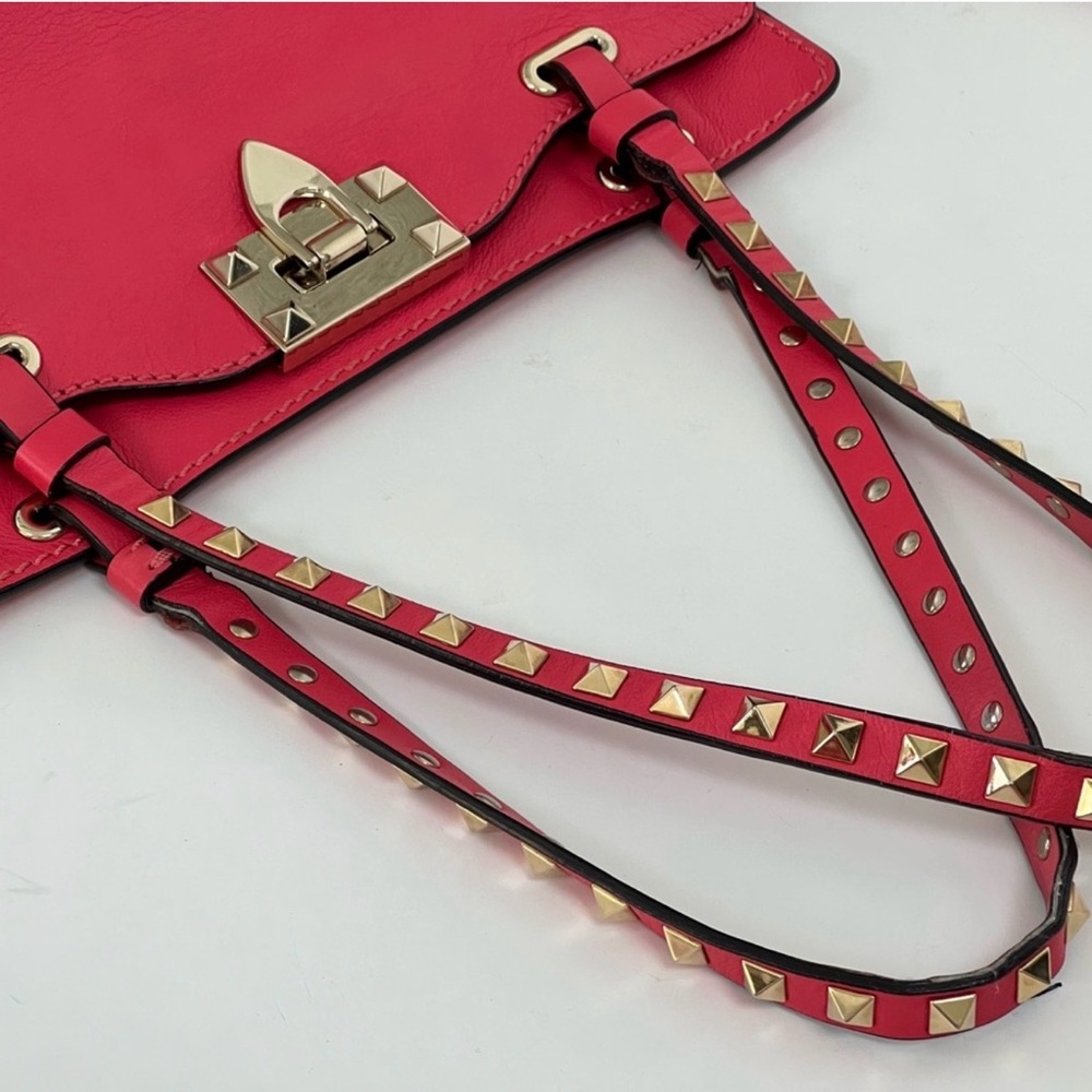 Valentino Garavani Pink Studded Shoulder Bag EUC - Picture 9 of 16